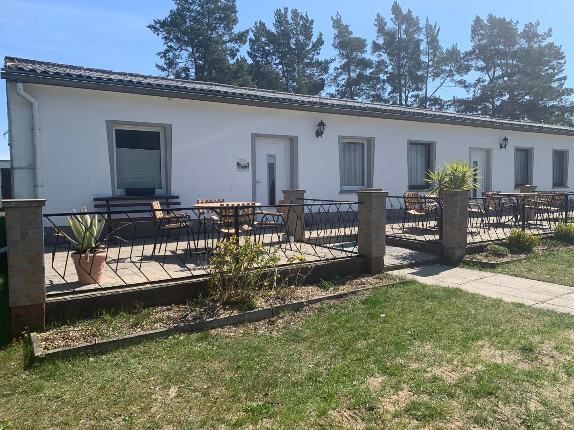 Einzelzimmer Mit Gemeinschaftsbad Pruchten Exterior foto